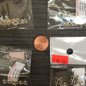 ANTIQUE SILVER METAL MULTI STRAND END BAR CLASPS